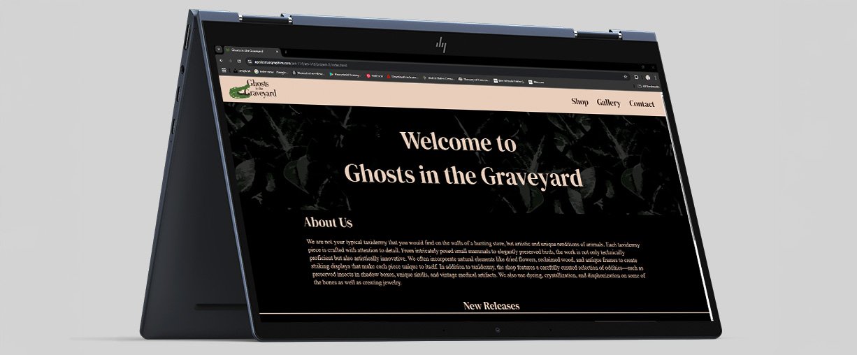 Red Creek Wildlife Center photography brackdrop with shilohetes of Pennsylvania native animals.